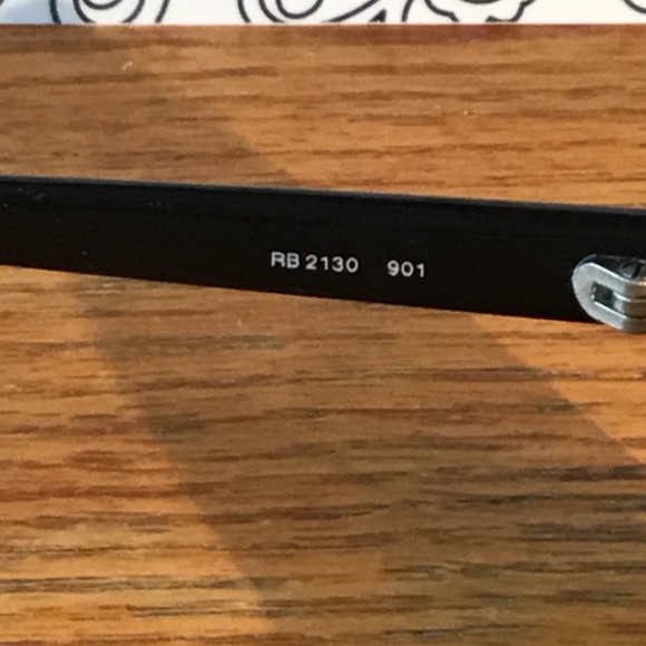 Rayban RBI’s 2130 901==frames only==lenses are scratched== need replacing - Picture 4 of 9